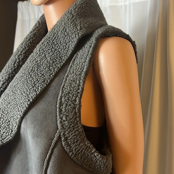 Bass Women’s Vest Fleece Size M Gray Fall Western Collar Sterling Lapel - Picture 4 of 8